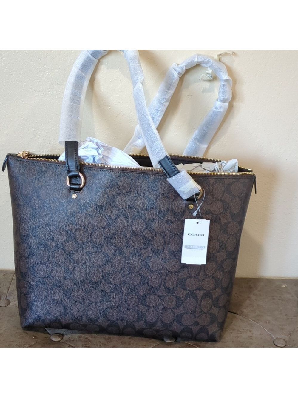 NWT Coach Purse Gallery Tote Signature Canvas/brown color - Picture 12 of 14
